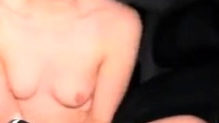 Cute amateur teen girl toying her pussy in bed on cam