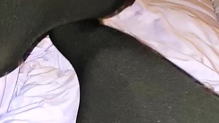 Amateur Foot Fetish Girlfriend Sucks and gives a Footjob