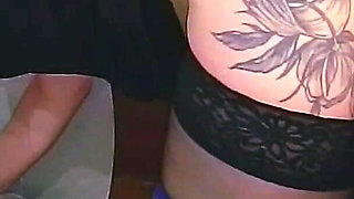 Juicy MILF Wife in the Role of Anal Secretary