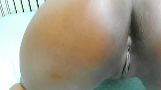 Big ass stepmom gets fucked by friendly neighbor