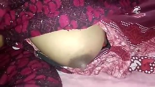 Showing Sexy Bhabhi Boobs And Vagina