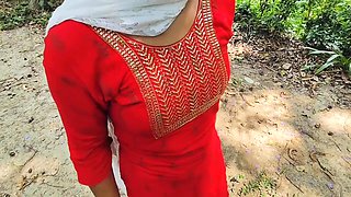 Desi Village Girl Tight Pussy Fuck In Jungle, Beautiful Indian Desi Village Girl Sex In Jungle - Jungle Girl