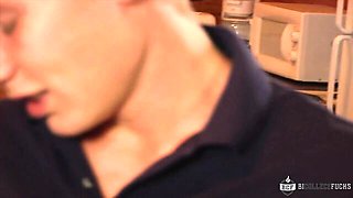 Rosy Ashley Edmonds - 18-25 action - Bi College Fucks