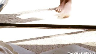 Divine wench's music smut