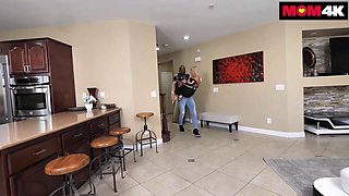 Jordan Maxx Begs BBC To Plow Her Lonely Fuck Hole