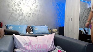 StripCamFun Mature Amateur Flashing Webcam