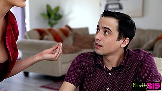 Thanksgiving dinner turns into a wild pussy stuffing frenzy for these hot blonde pornstars