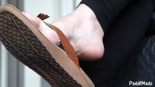 Blaize Matrix Flip Flop Dangling