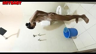 Heybaby Hot Indian Girlfriend Nude Bath Sex - Wet Desi Teen Pussy Close Up