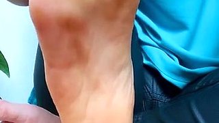 Close up amateur masturbating solo