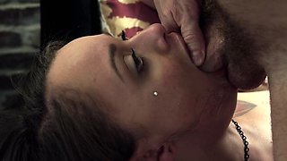 Homemade amateur blonde teen blowjob and cumshot