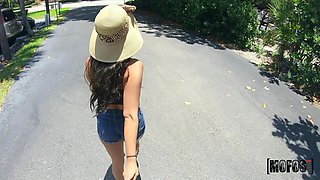 Alluring seductress Sofi Ryan memorable sex scene