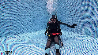 Scuba Wank & Underwater Orgasm