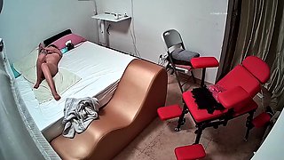 Sexy blonde amateur hidden cam HD videos