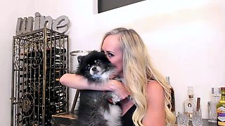 Big boob brunette masturbates on webcam