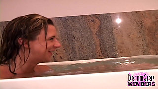 Spring Break Cuties Kiss and Lick Pussy in the Shower