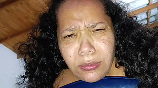 MILF. I'm so horny that I masturbate my juicy pussy with my very big dildo until she reaches a rich orgasm