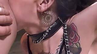 A Quick Blowjob with Milk!