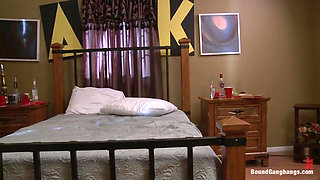 The Frat Party: Starring Cassandra Nix in Her First Gangbang! 12 Guys