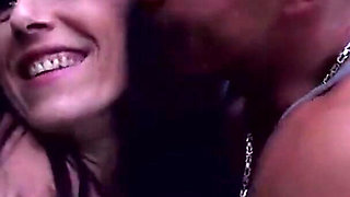 Beautiful stranger agrees on threesome fuck outdoor