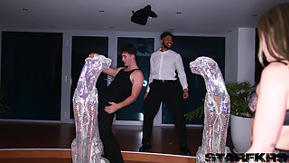 Catherine Knight Fuck Her Strippers in a Live Show - Double Vaginal