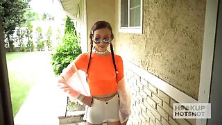 Carmen Rae Turns Up The Heat In A Fast-Paced Intense Session!