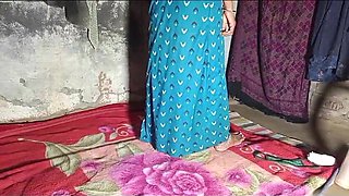 Hot Bhabhi Fingering XXX Video