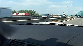 Beuatiful Italian cougar like fucking youn guys and get double penetration