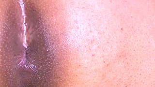 Pulled amateurs close up car sex