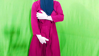 Pakistani very beautiful hijabi muslim married woman