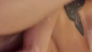 I Caught My Girlfriend's Friend Taking a Shower and I Didn't Hold Back, I Fucked Her Pussy Hard and Came in Her Mouth.