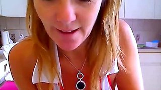 Sexy Belgian Milf Nurse on Webcam