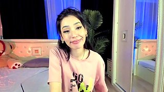 Amateur teen girlfriend with big boobs sucks and fucks