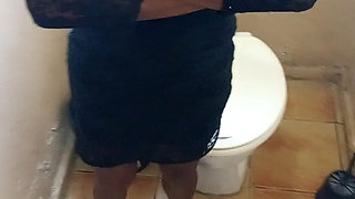 Hot Black Girl Pussy Masturbation on Filthy Toilet