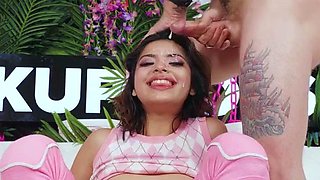 Cute brunette young hookup amateur teen blowjob