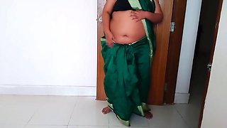 Green Saree Big Boobs Hot 18y Old Girl Want To Fucked Her Boyfriend - Indian Local Sex (hindi Audio)