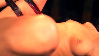 SMALL TIT BRUNETTE TATTOOED TEEN GIRLFRIEND CAUGHT IN SHOWER