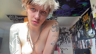 No Makeup Goth Girl Makes You Worship Her Nose in the Sun